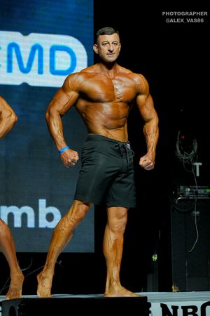 MEN'S PHYSIQUE МАСТЕРА +40